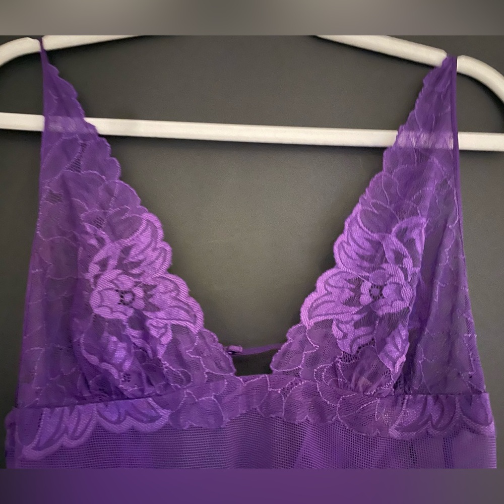 Victoria’s Secret - Picture 4 of 6